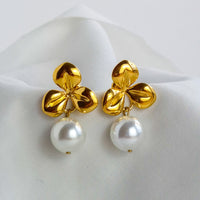 Pearl flower earrings -waterproof, 18k PVD-plated, tarnish free