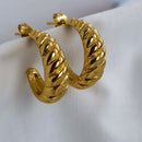 Croissant earring- waterproof, 18k PVD-plated
