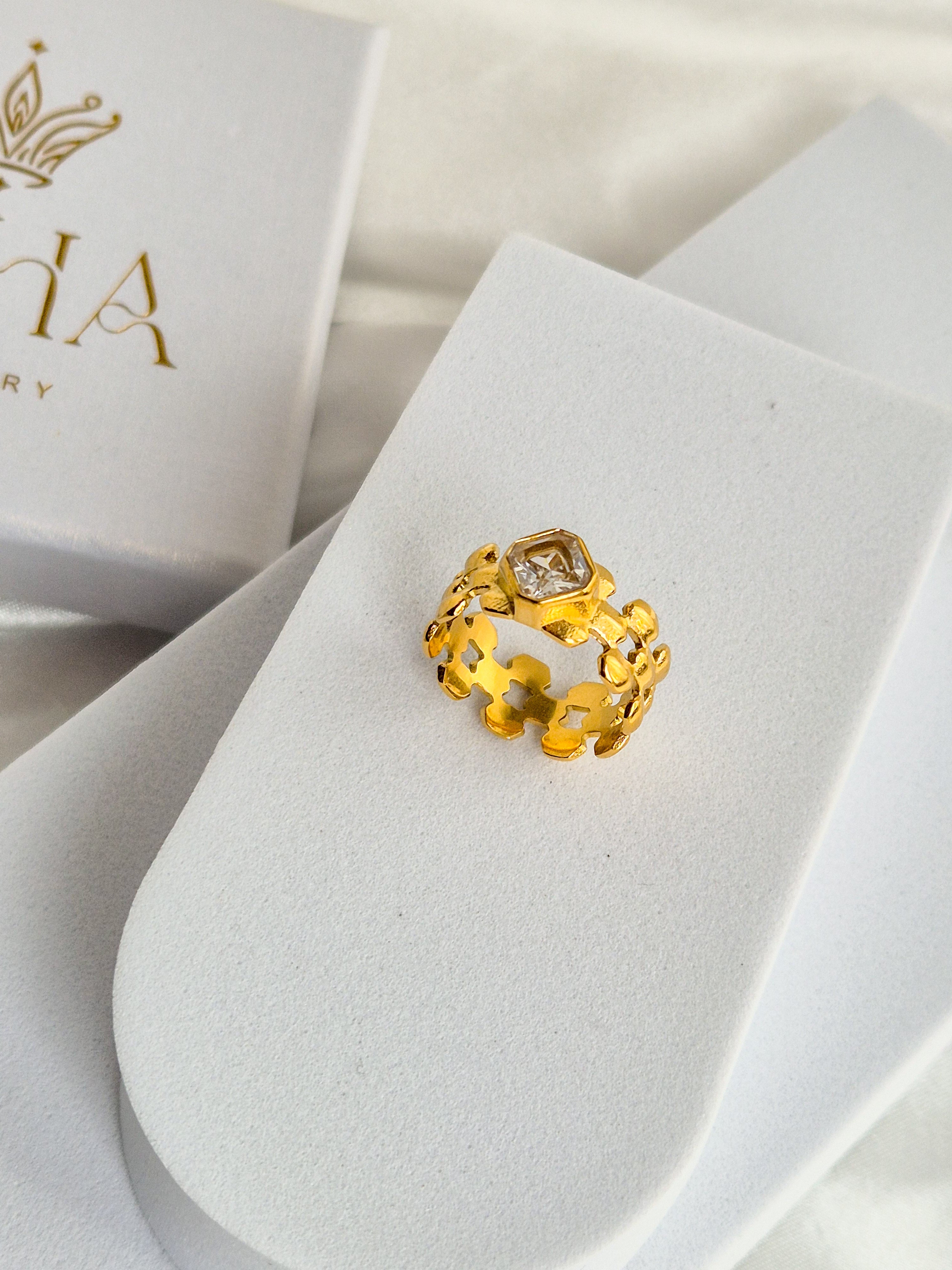 Vintage Gold Ring