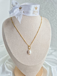 Emily Pearl Kette