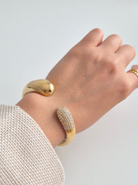 Bold Gold Armreif